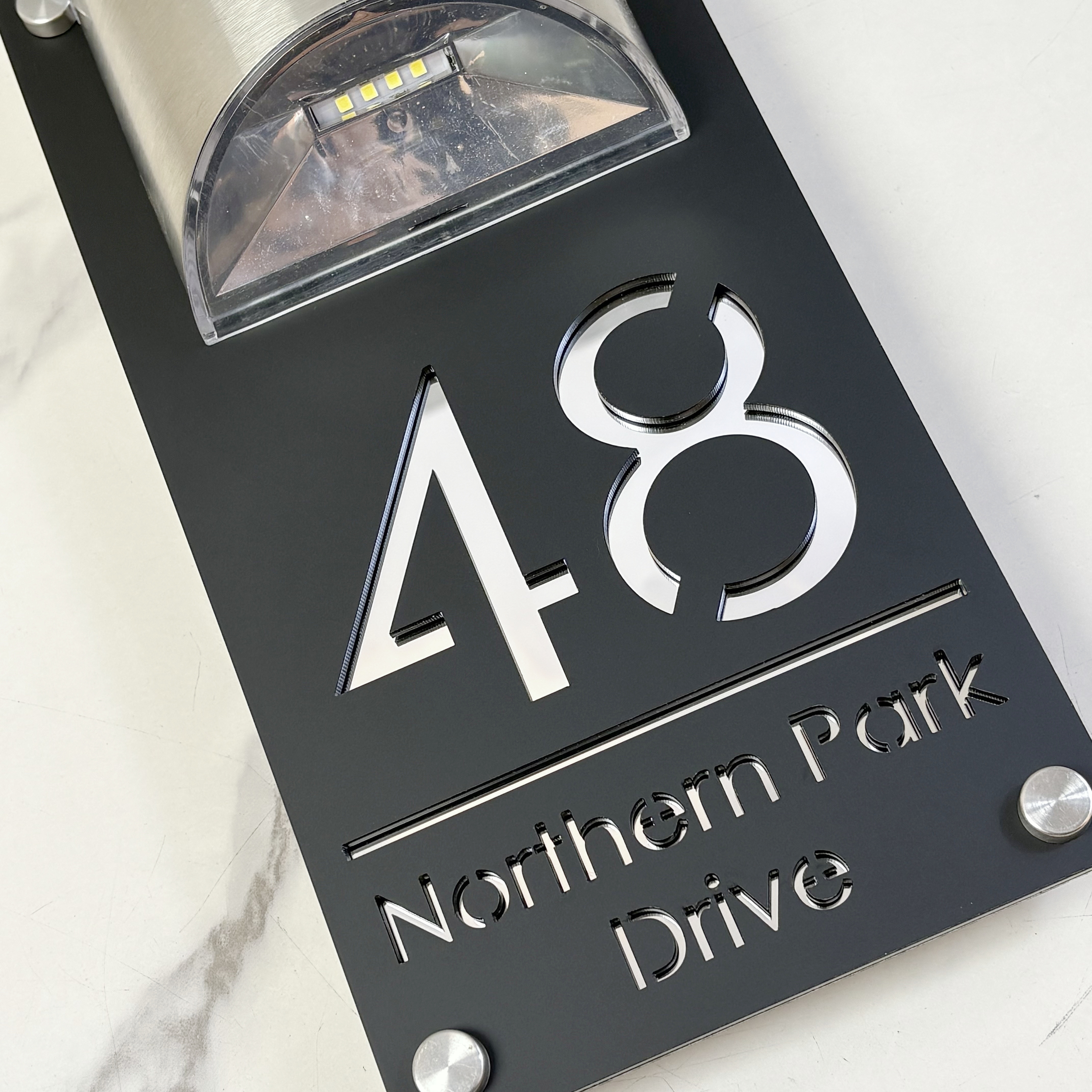 Personalized Solar Outdoor Lig - Decor Lighting Address のレビューと価格