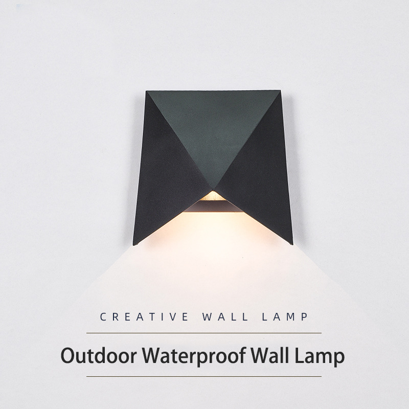 Outdoor Waterproof Wall Lamp L - Decor Lighting Cy のレビューと価格
